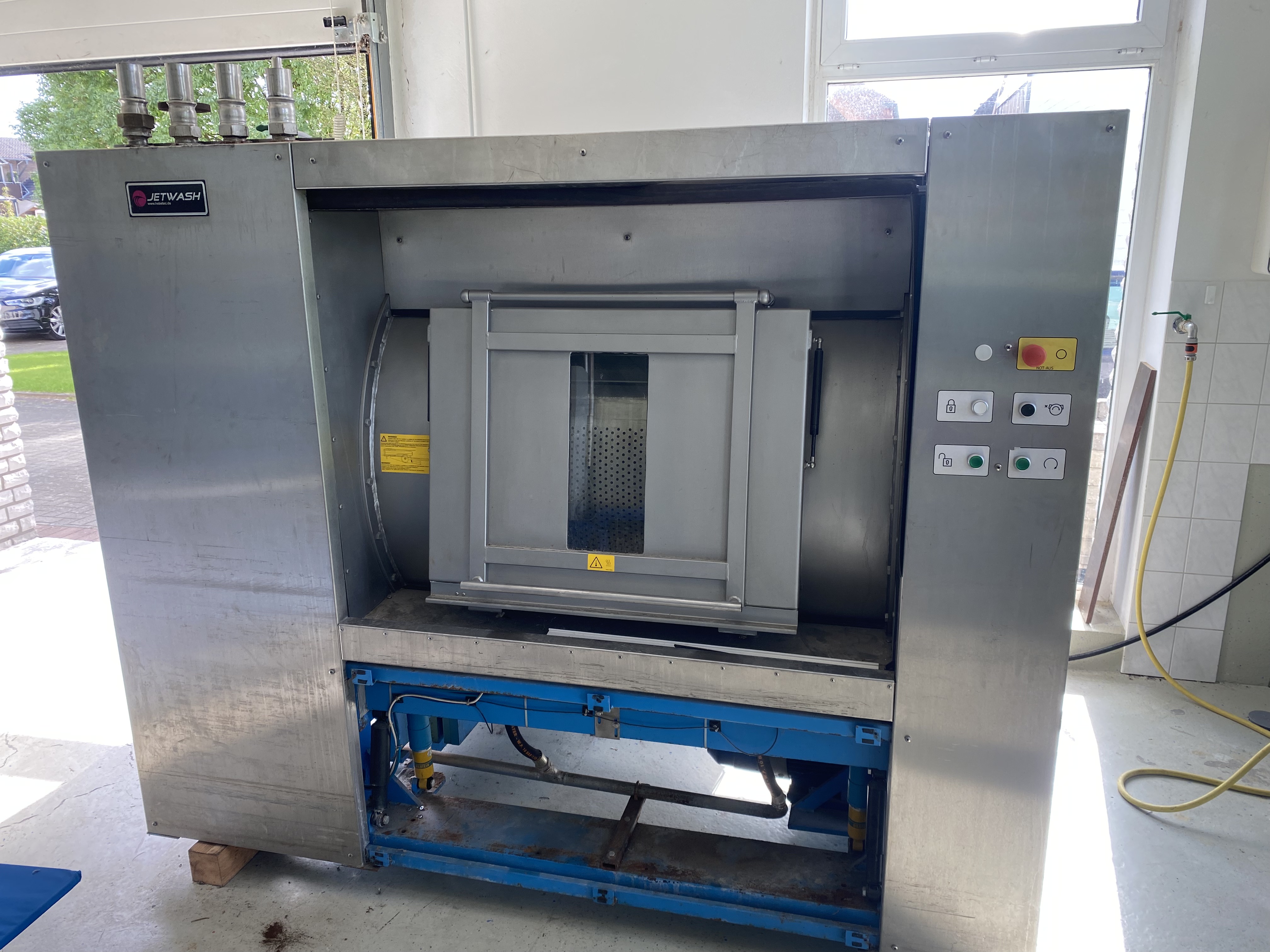 Jetwash Uni 900 Seitenlader-Waschschleudermaschine, 90 kg, Baujahr 2014, gebraucht