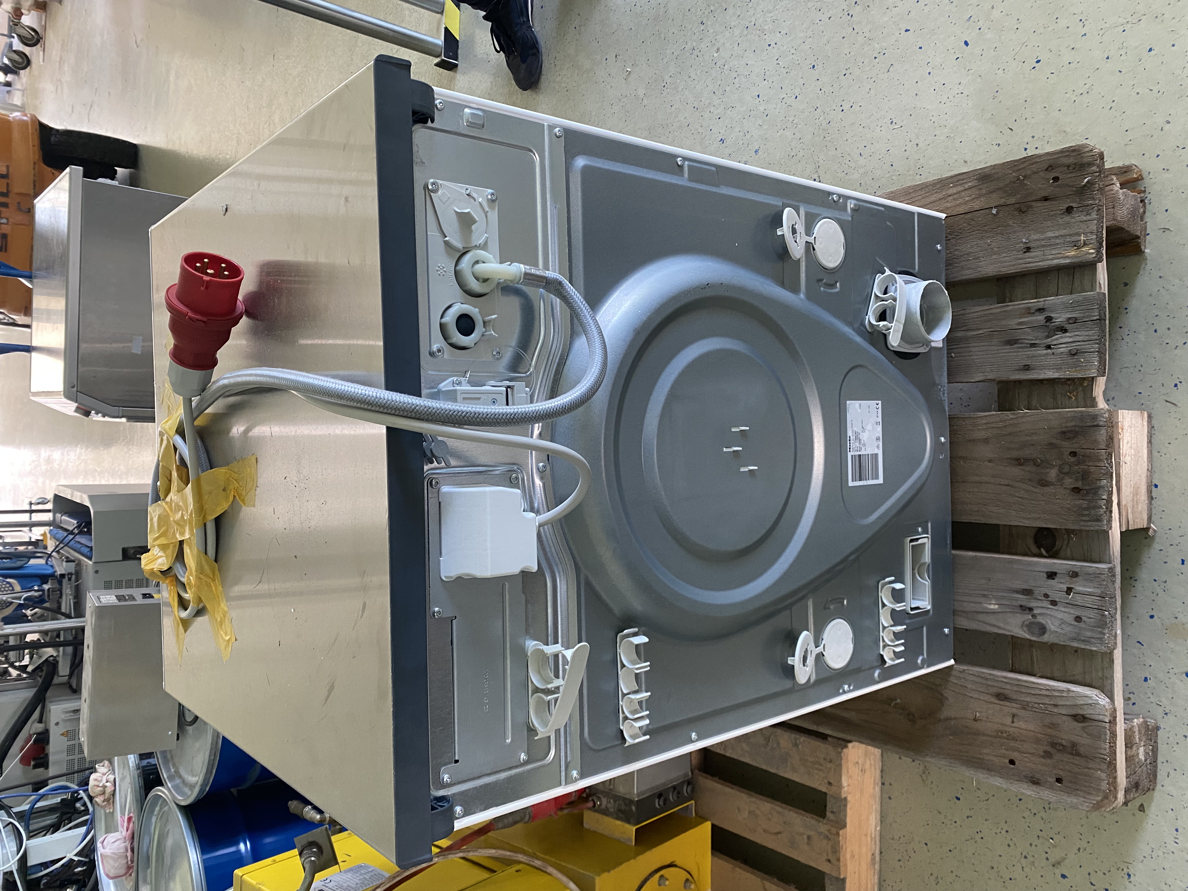 Miele Professional PWM 907 DV Gewerbewaschmaschine, 7 kg, 1.600 U/min, Ablaufventil, Baujahr 2020, gebraucht